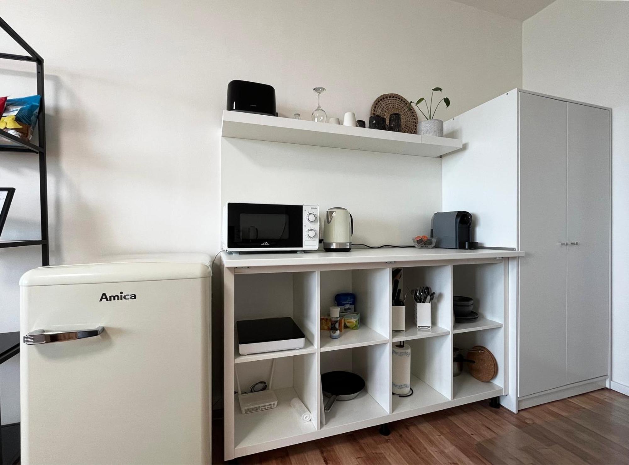 Air-Conditioned Studio, Close To City Centre & Tram Stop Bratislava Exterior foto